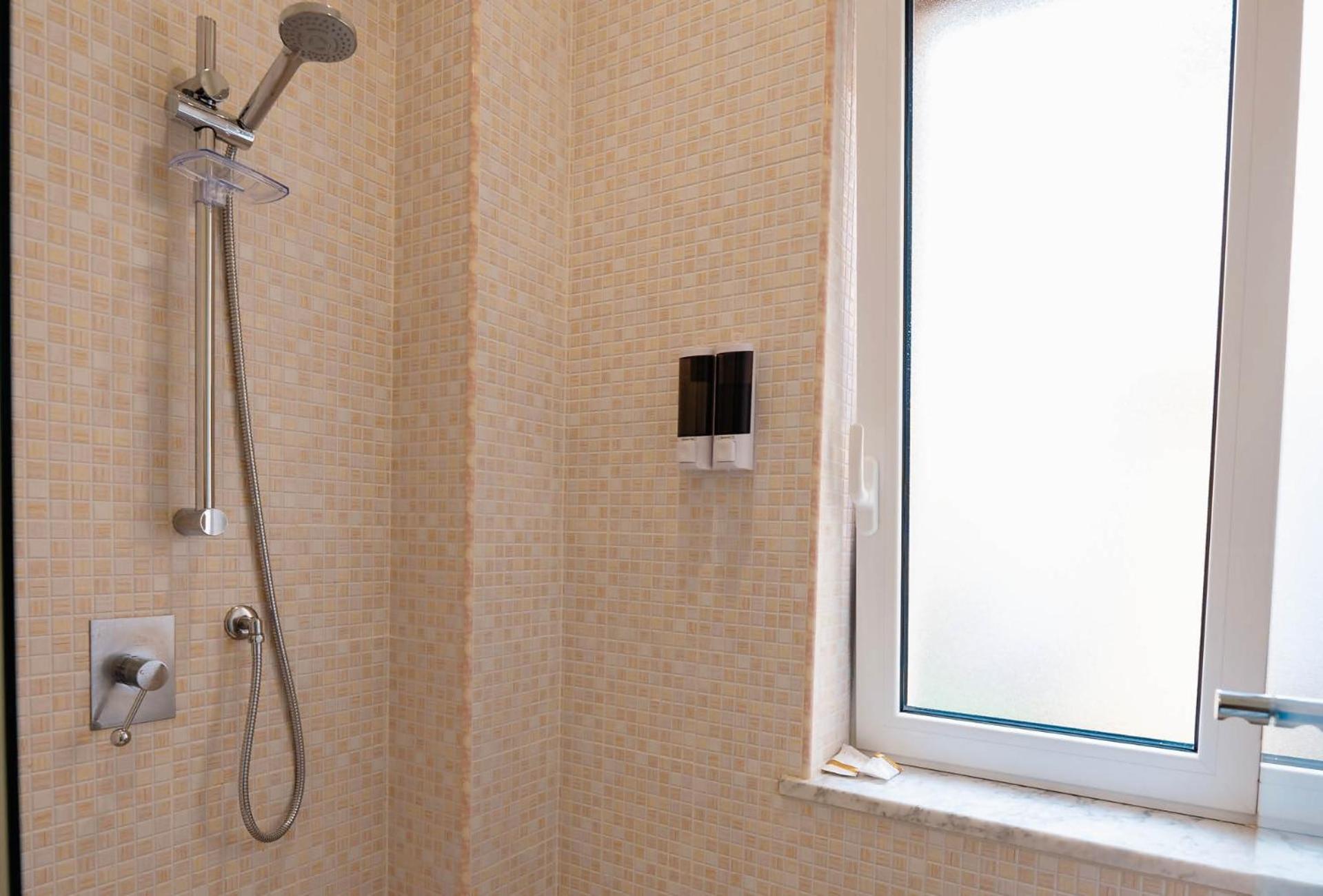 B&B Interno 5 Наполи Екстериор снимка